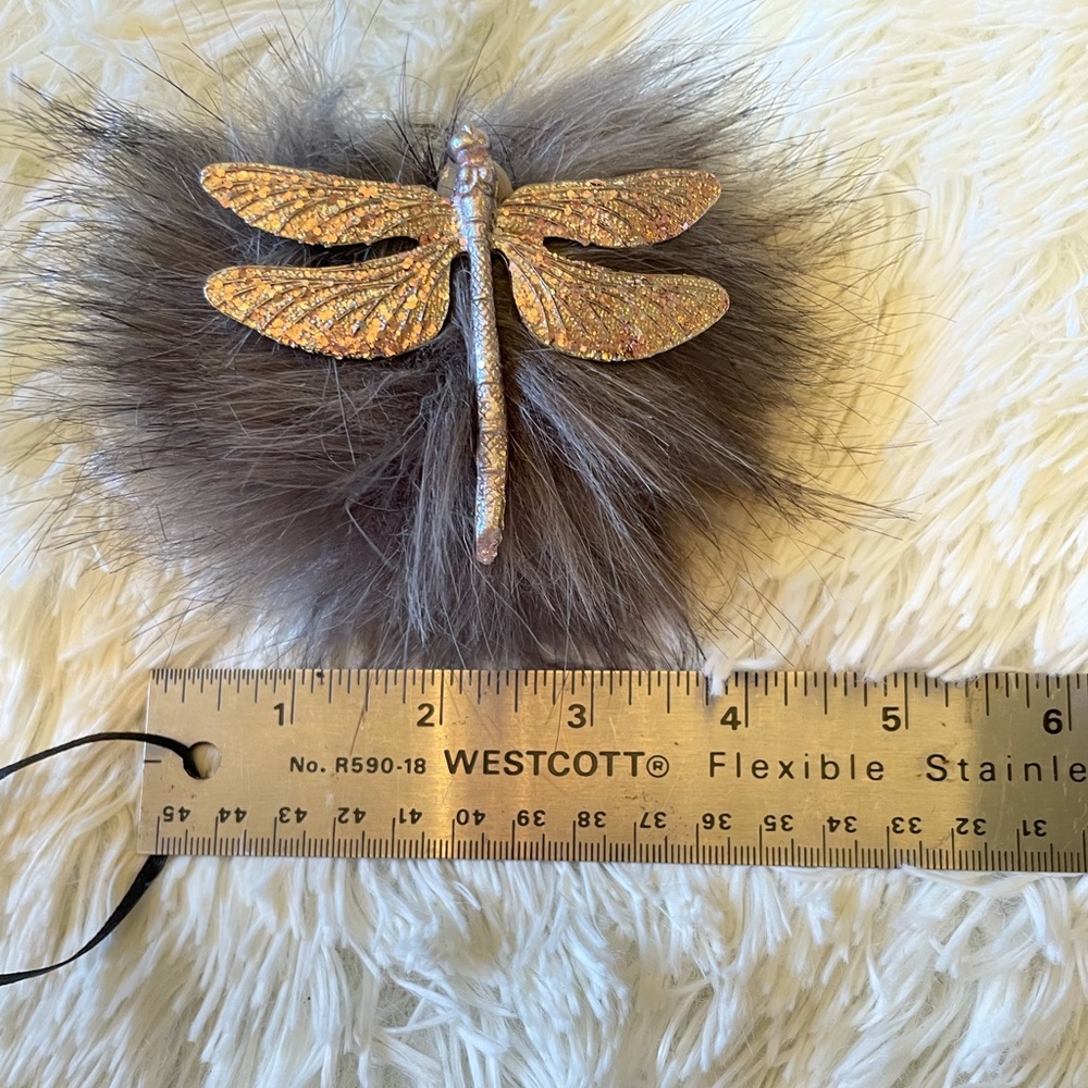 Dragonfly & pompom Keychain/Charm - Picture 3 of 4